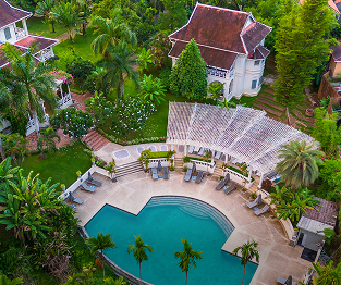 Carlton Bali